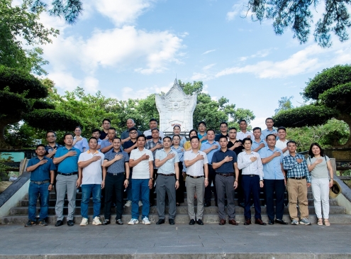 Hành Trình Tri Ân Tại Nghĩa Trang Liệt Sĩ Trường Sơn
